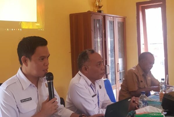 Sosialisasi Pencegahan Penyalahgunaan Narkoba dan Zat Adiktif di Desa Renah semanek kab. Bengkulu Tengah Sosialisasi Pencegahan Penyalahgunaan Narkoba dan Zat Adiktif di Desa Renah semanek kab. Bengkulu Tengah
