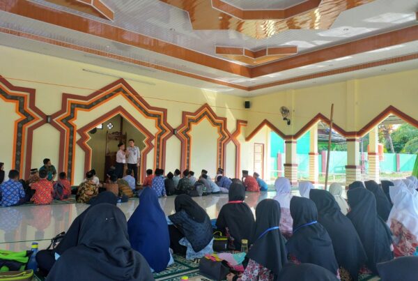 Sosialisasi Anti Narkoba dalam rangka MPLS di SMP IT Khairunnas